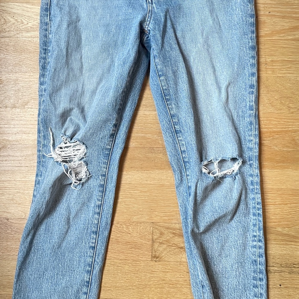 Madewell: Excellent condition distressed perfect vintage jeans